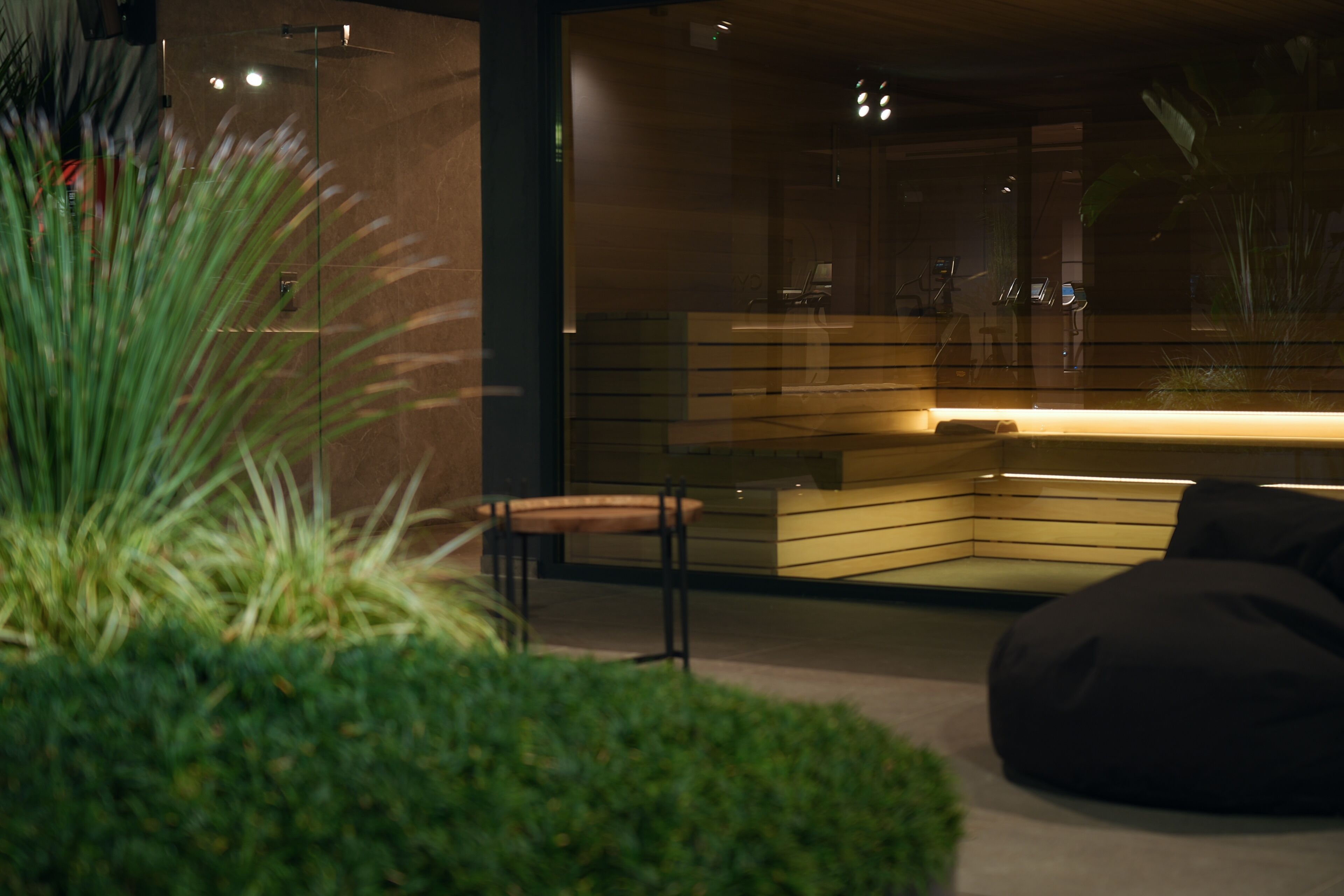 couples treatment room(s), sauna, turkish bath/hammam, body treatments