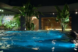 Couples treatment rooms, sauna, Turkish bath, body treatments