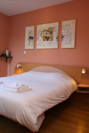 Desk, iron/ironing board, free cots/infant beds, rollaway beds