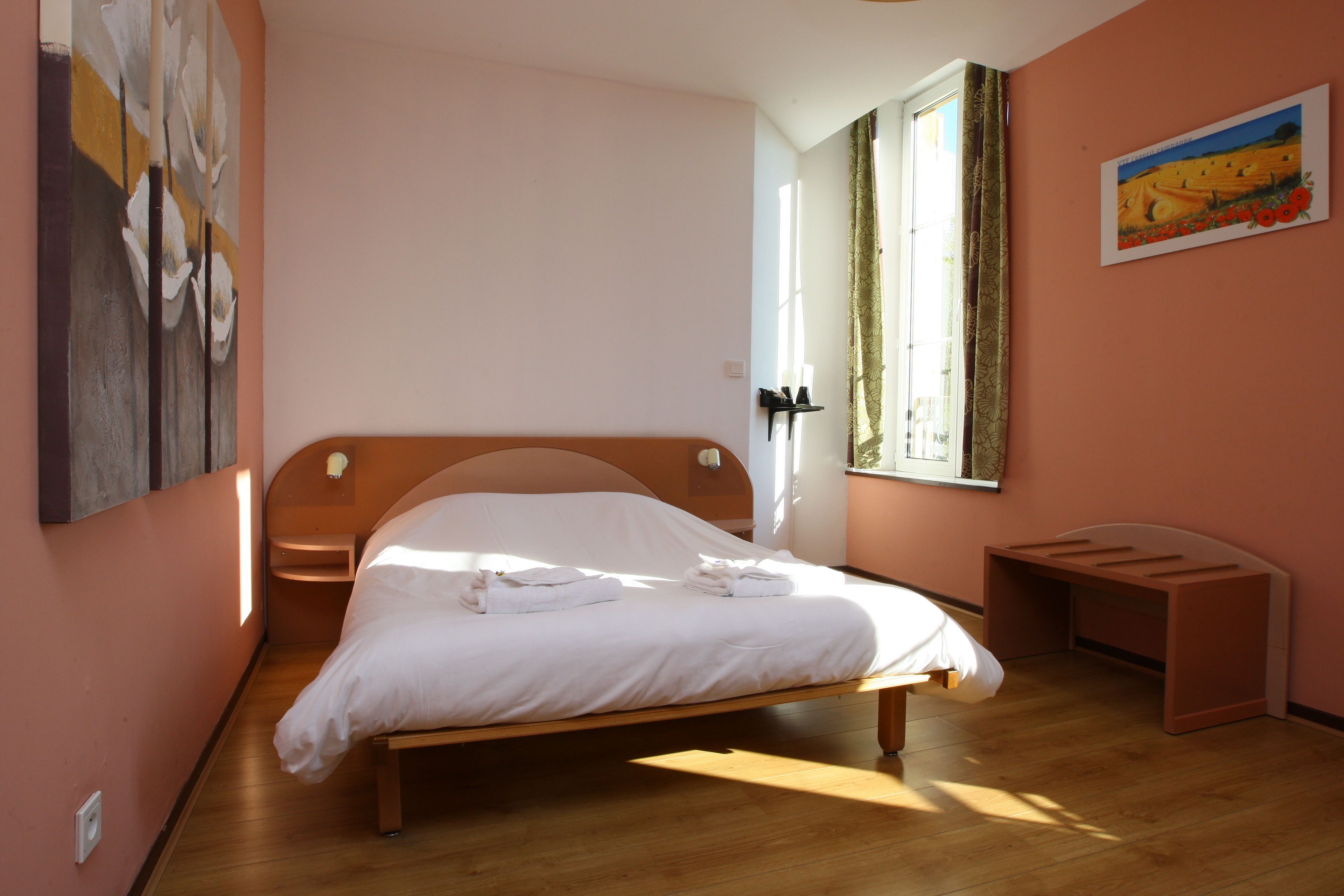 desk, iron/ironing board, free cots/infant beds, rollaway beds