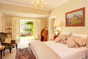 1 bedroom, Select Comfort beds, minibar, laptop workspace - Kippilaw House (Picton)