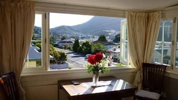 Breakfast, lunch, dinner served; local cuisine, garden views