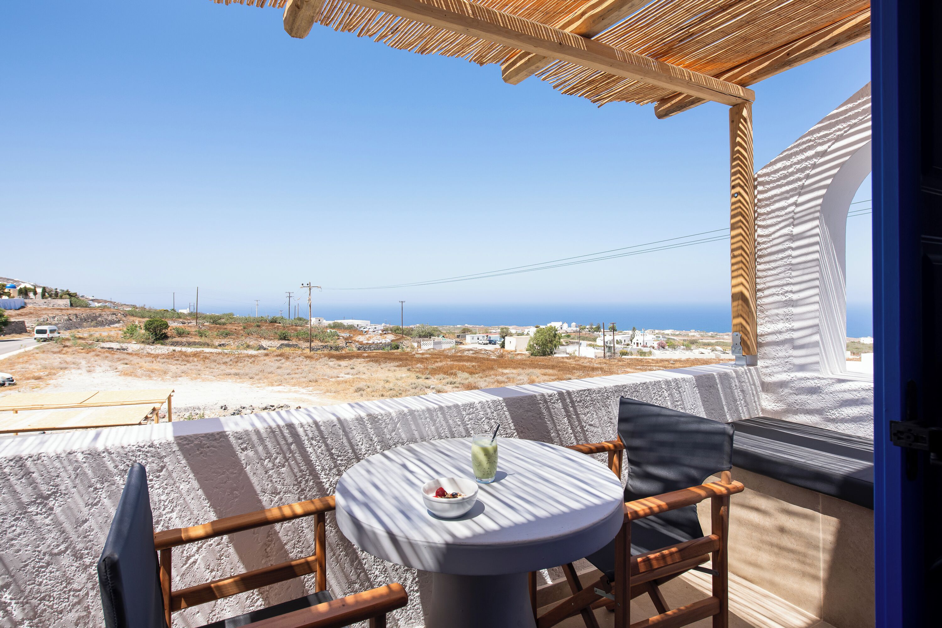 Comfort Plus Room with Pool View | Balkong