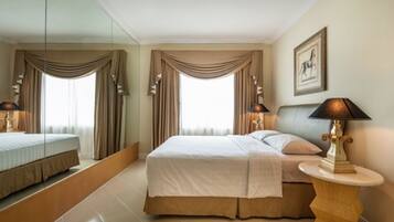 In-room safe, desk, blackout drapes, soundproofing