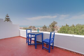 Chambre, terrasse, vue mer