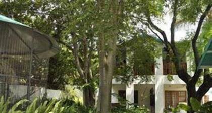 Crane's Nest Guest House at 212