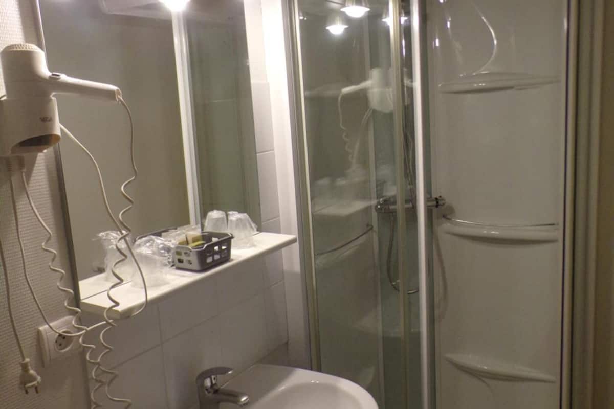 free toiletries, hair dryer, towels