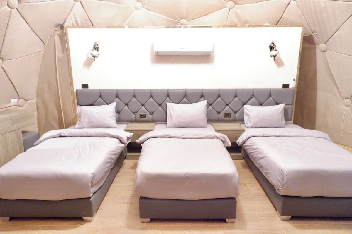 Panoramic Triple Bubble Tent | Bed sheets