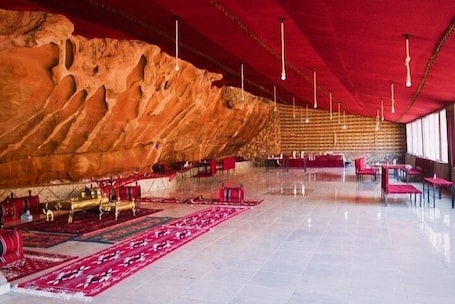 Breakfast, lunch, dinner served; local cuisine