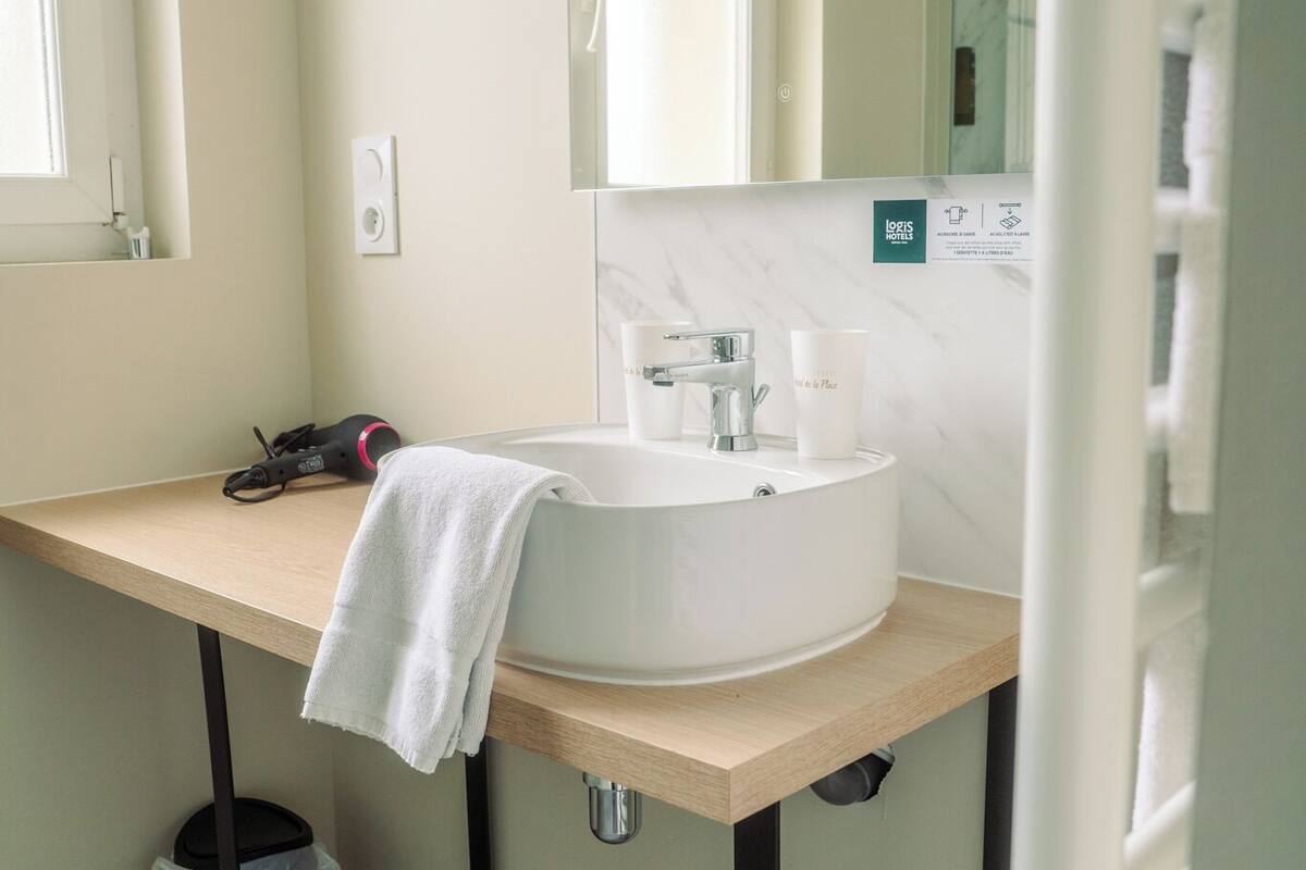 family room | bathroom | shower, free toiletries, hair dryer, soap