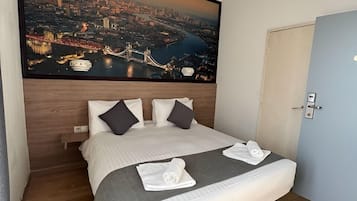 Desk, free WiFi, bed sheets