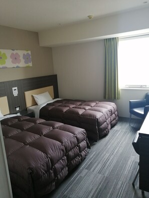 Down comforters, free WiFi, bed sheets - Washington R&B Hotel Hachioji (Hachioji)