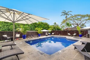 Outdoor pool, pool loungers