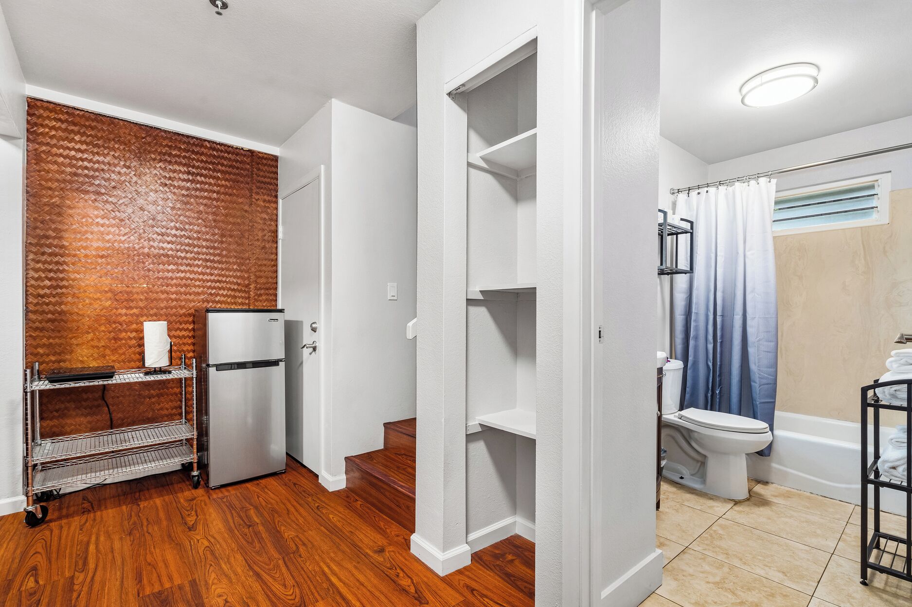 classic studio suite, kitchenette | egyptian cotton sheets, premium bedding, individually decorated