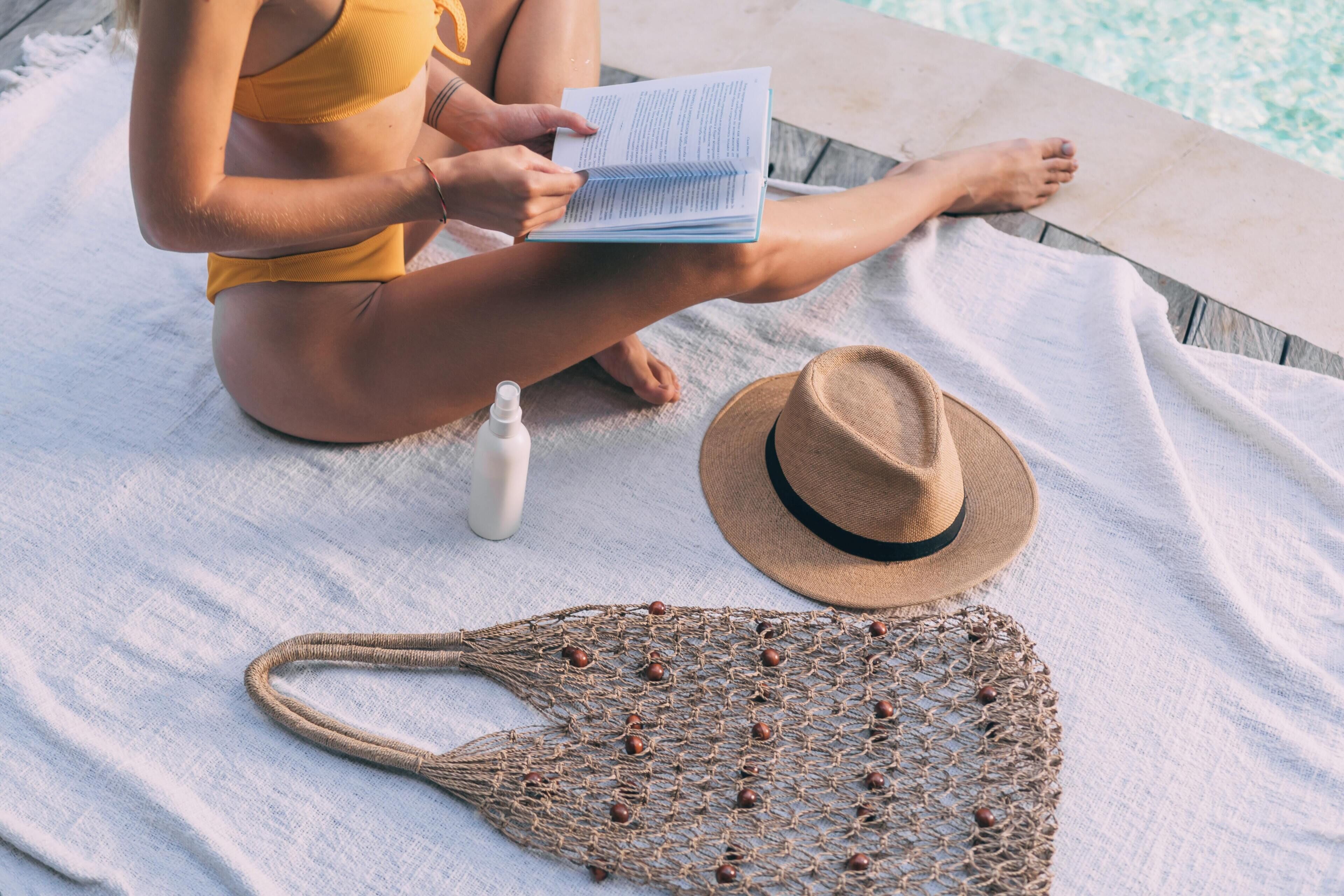 Beach nearby, white sand, beach towels, beach massages