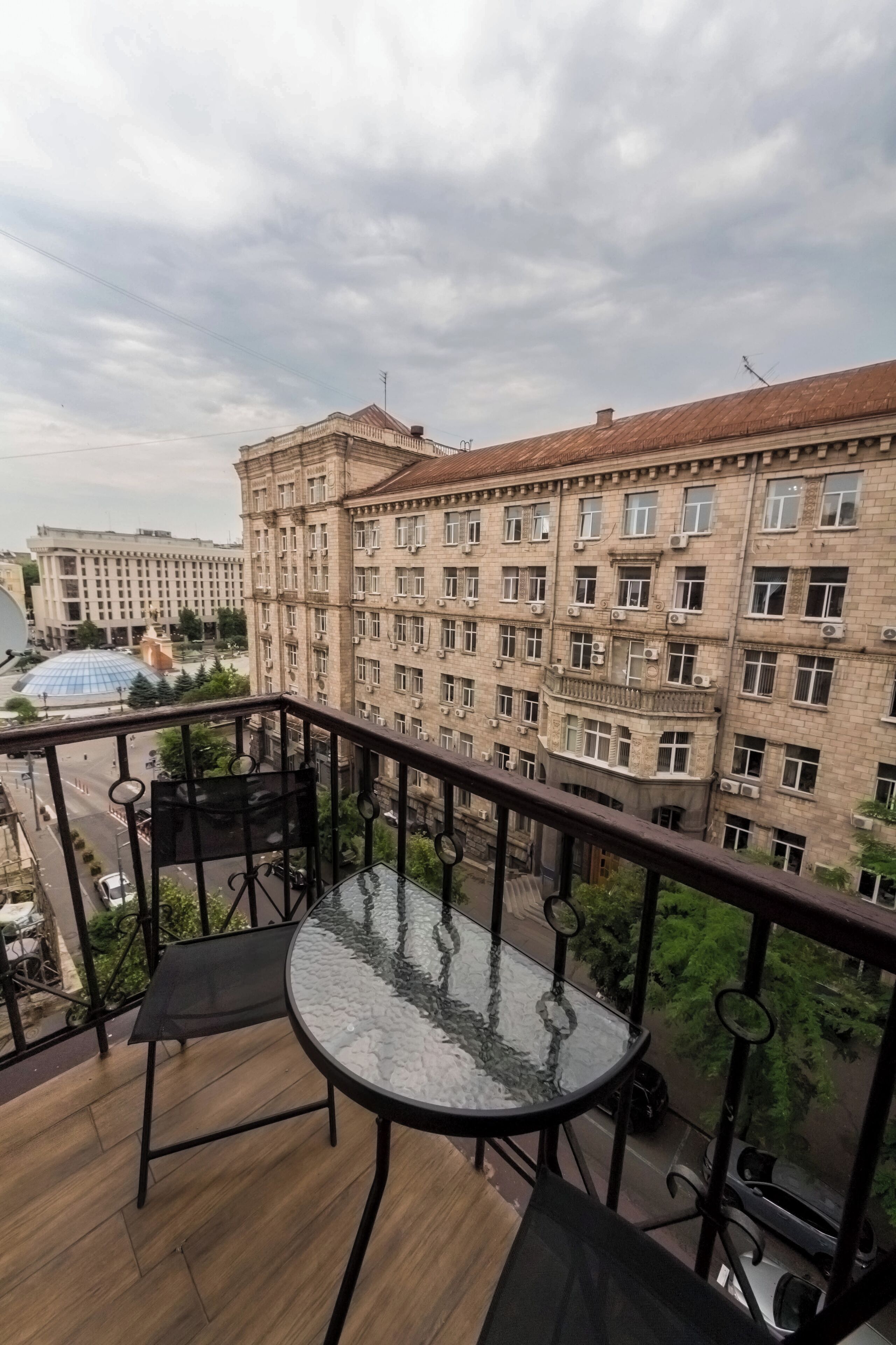 Chambre Design (Borysa Hrinchenka Str., 4) | Balcon