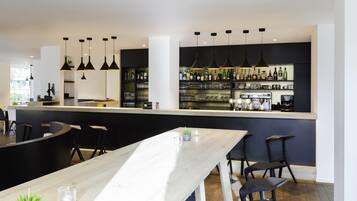 Bar (en la propiedad)