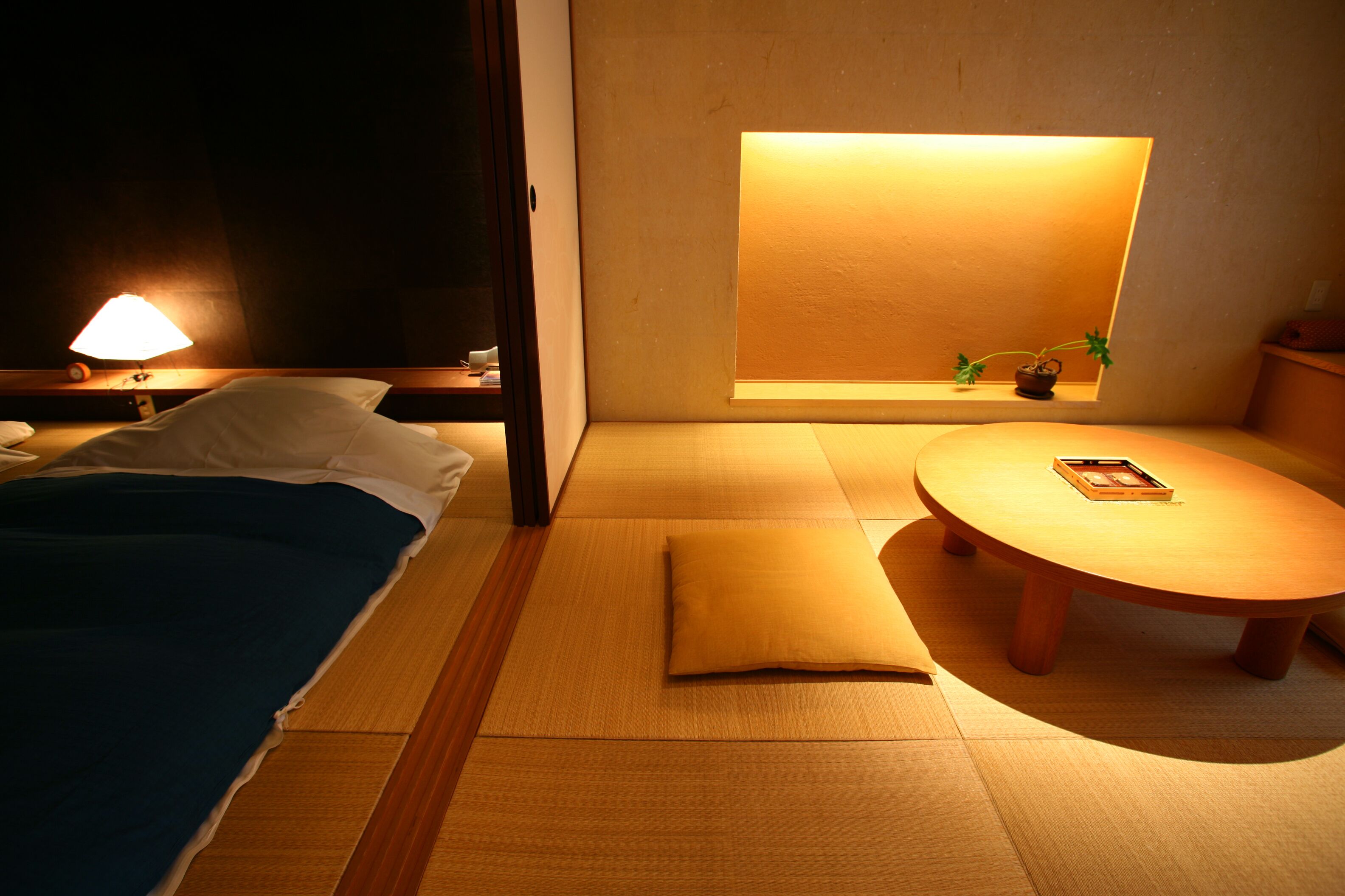 minibar, in-room safe, individually decorated, individually furnished