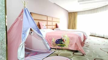 Minibar, in-room safe, alarm clocks