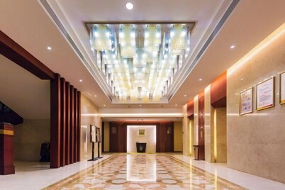 Ganjiang Hotel
