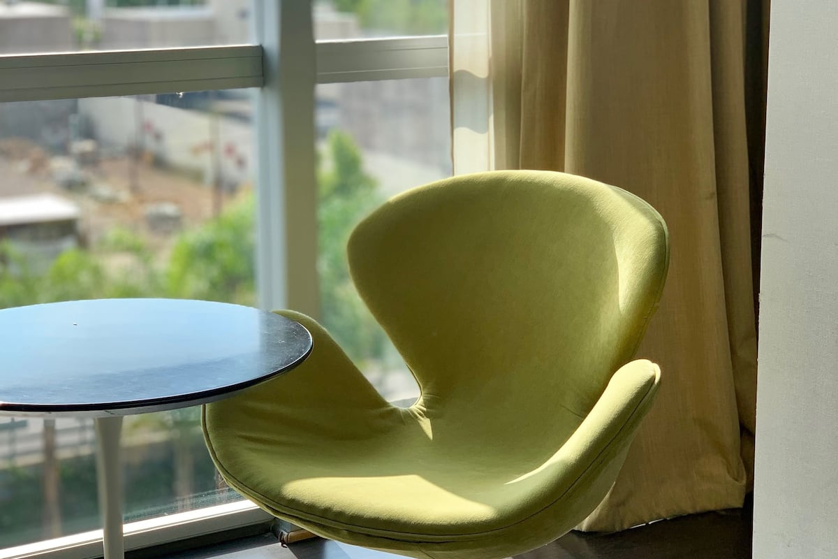 suite, 1 king bed (vip) | minibar, in-room safe, desk, blackout curtains