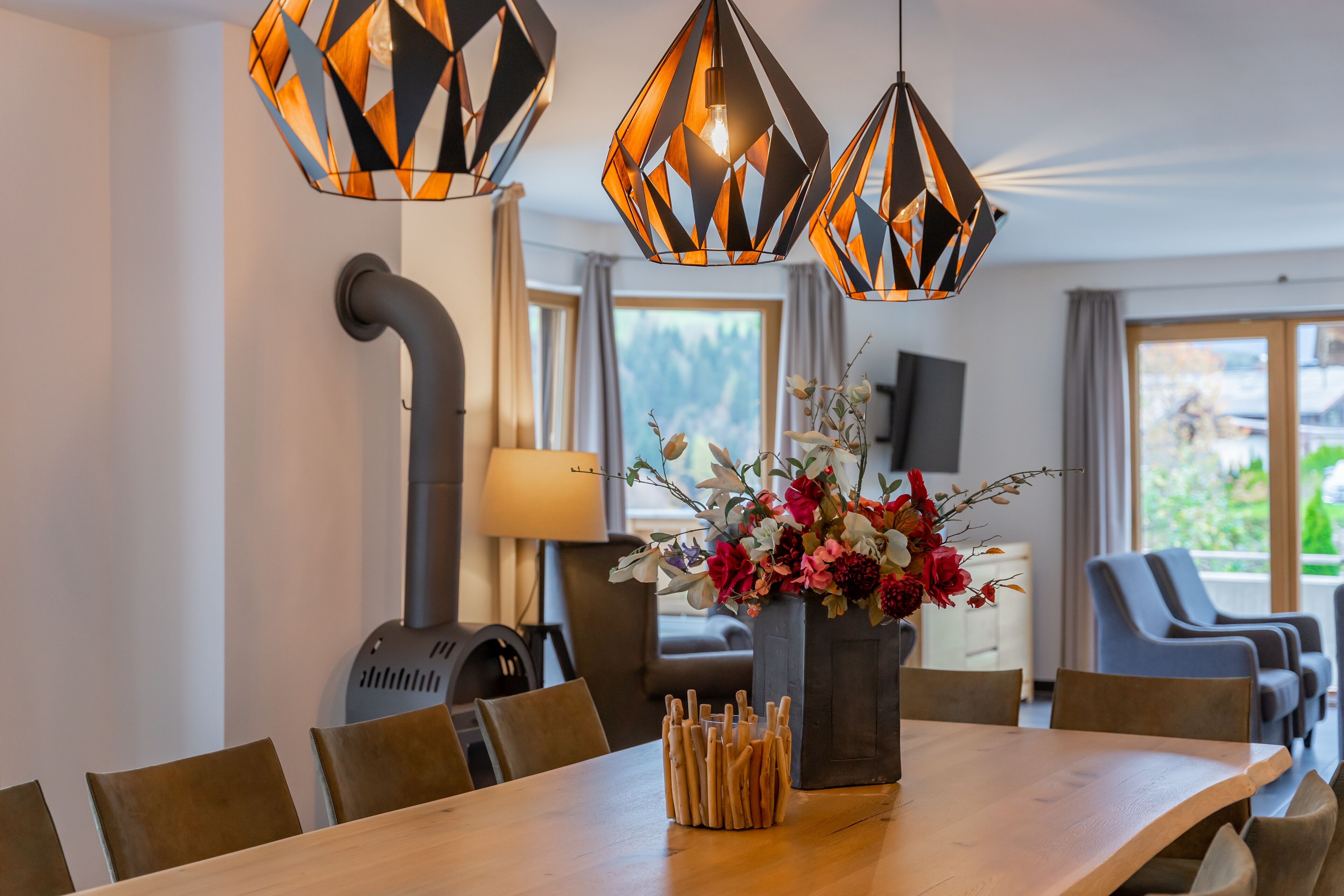 Alpine Royal (add. final cleaning fee € 190,-) | Living area | 80-cm LCD TV with cable channels, TV