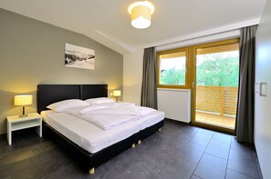 Apartment Comfort Dorfresidence (zzgl. € 100,- Endreinigungsgebühr) | Wohnbereich | 80-cm-LCD-Fernseher mit Kabelempfang, Fernseher