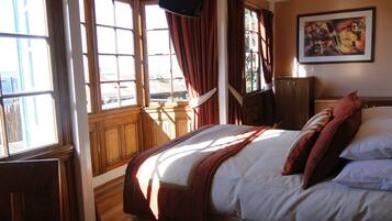 Superior Room, 1 Queen Bed