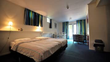 Double Room | Rollaway beds, free WiFi, bed sheets