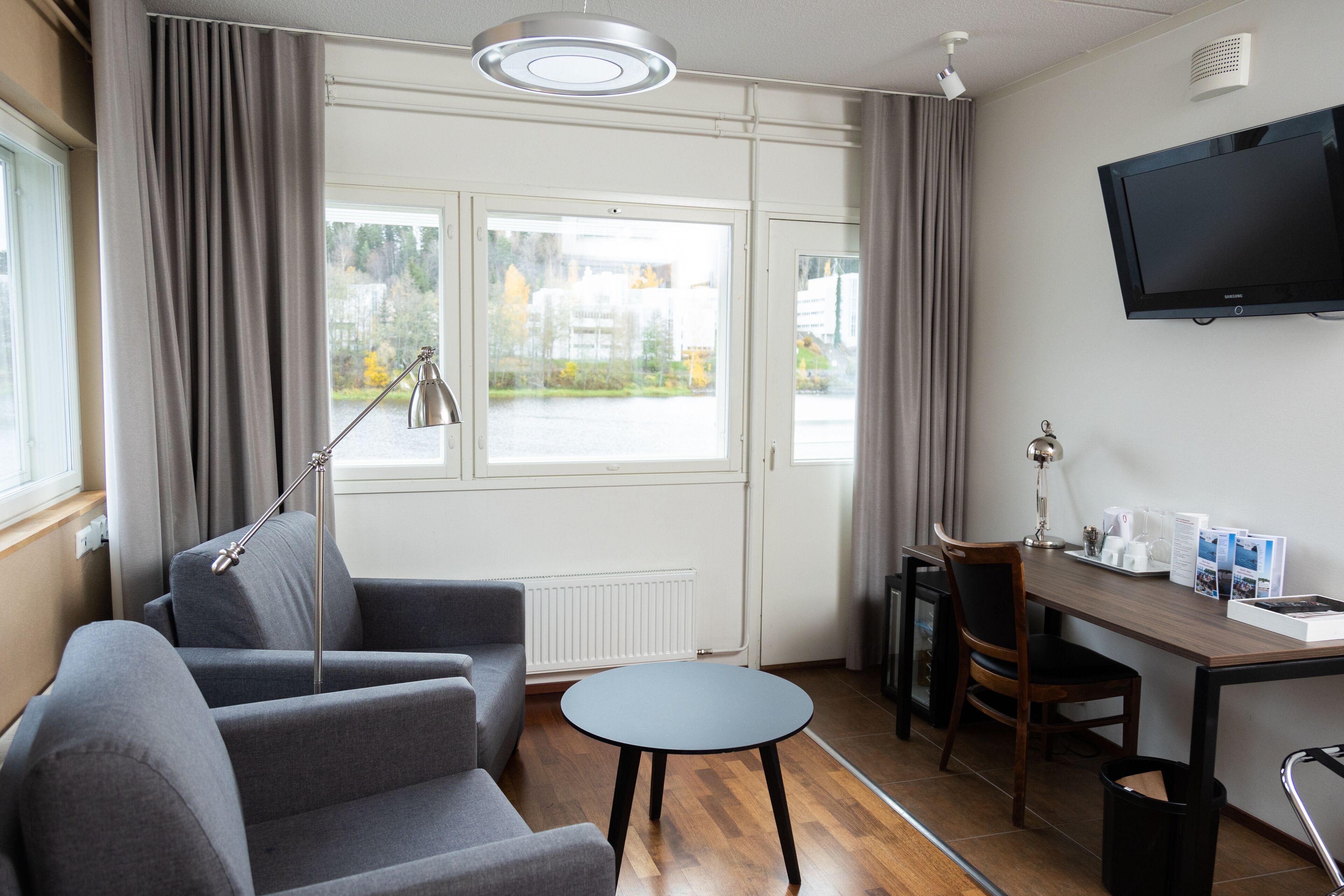 desk, iron/ironing board, free wifi, bed sheets