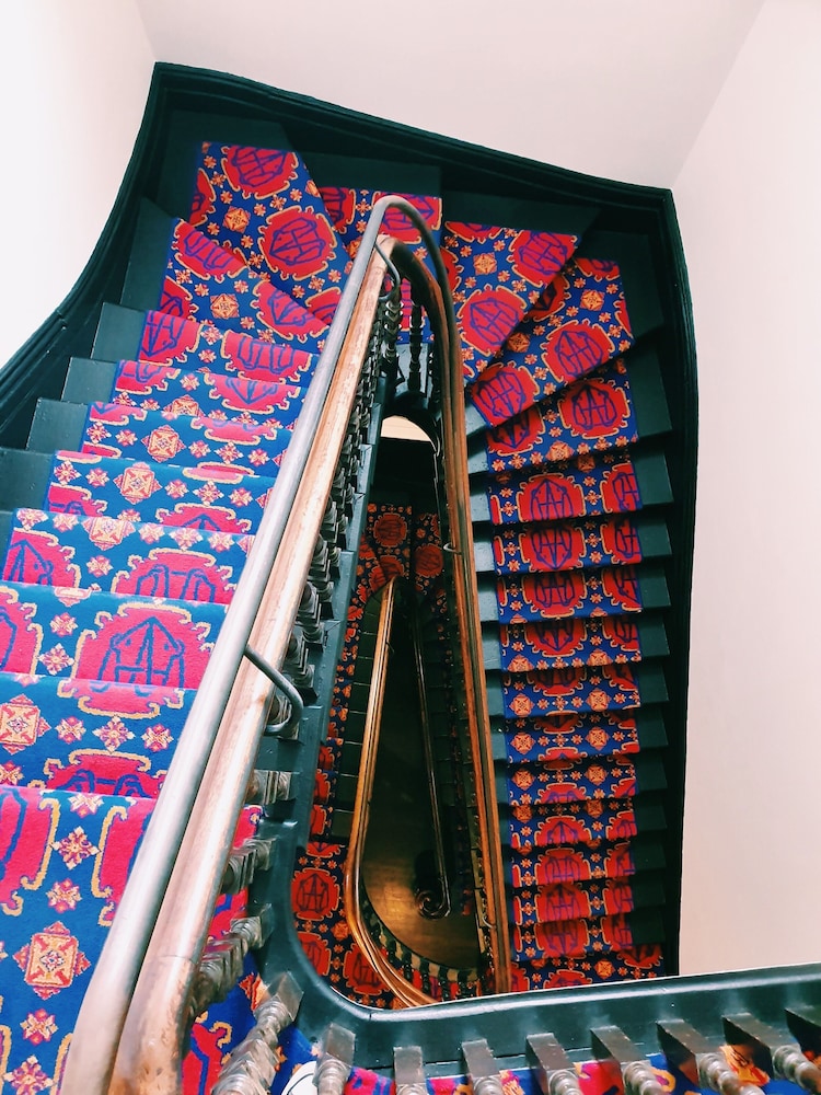 Middle Park Hotel by null