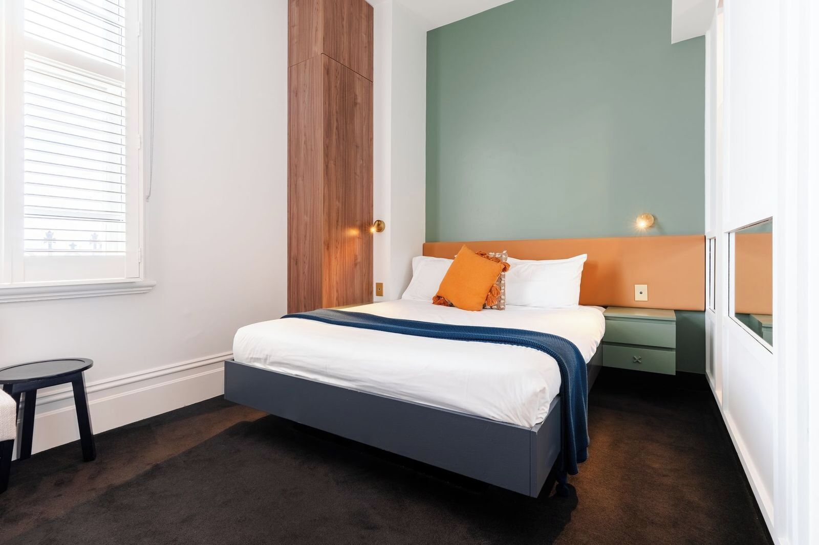 standard queen room | 1 bedroom, egyptian cotton sheets, premium bedding, in-room safe