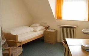 Single Room - Kloster St Maria (Esthal)