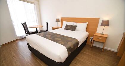Dandenong Motel