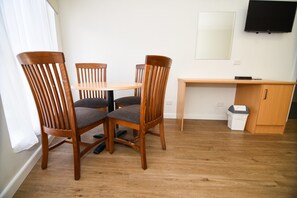 Familiekamer (For 4) | Dineren in de kamer