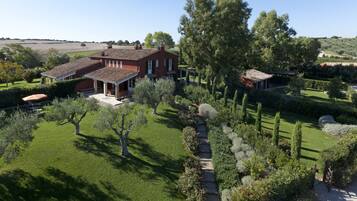 Villa | Vista dalla camera