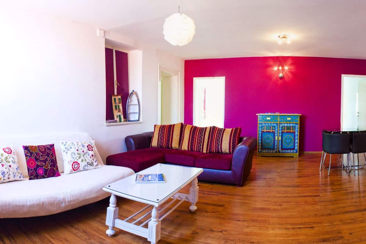 Panoramic Apartment, 4 Bedrooms, City View | Living area