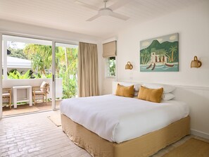 Tropical Room | 高級寝具、客室ごとに異なる装飾、客室ごとに異なるインテリア、WiFi (無料)