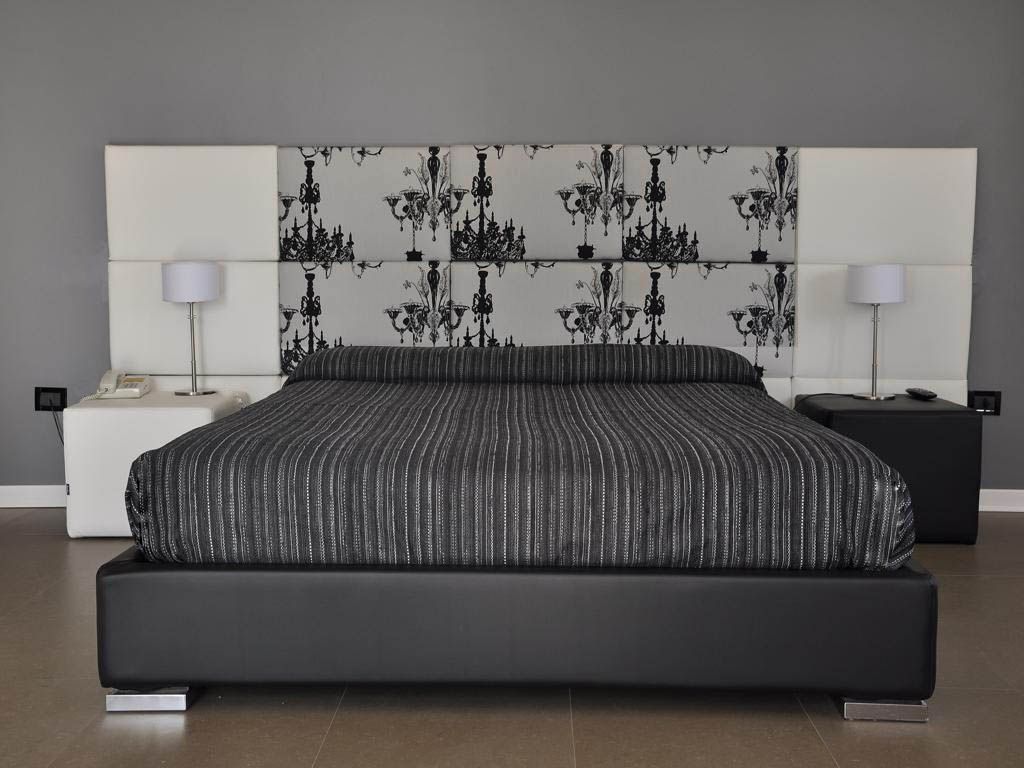 in-room safe, desk, wifi