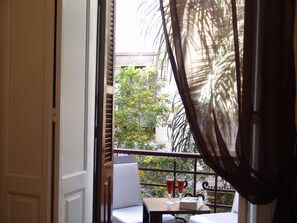 Balcony - Hotel Royal (Cairo)