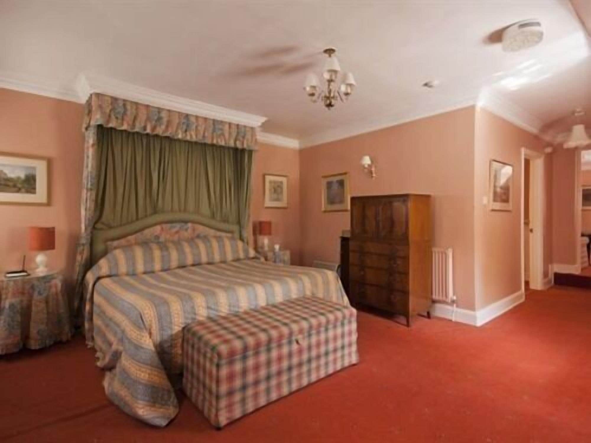 客房, 1 張特大雙人床, 獨立浴室