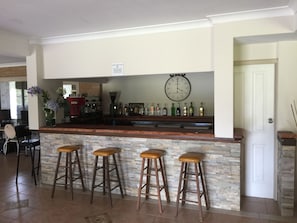 Bar (på overnatningsstedet)