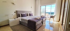 Villa V5 Standard | In-room safe, individually decorated, individually furnished, desk - Pestana Carvoeiro Golfe - AL (Lagoa)