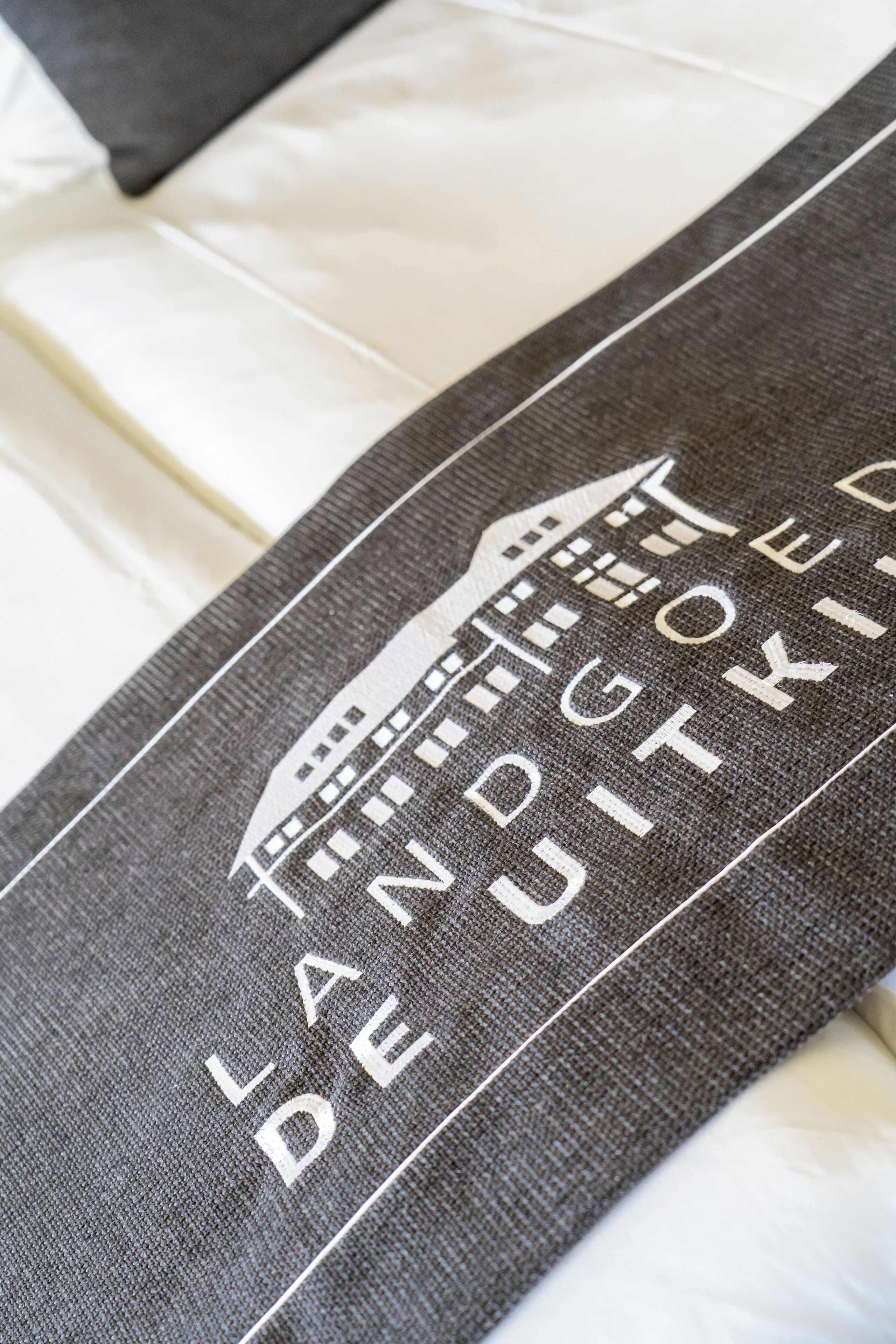 1 bedroom, in-room safe, desk, iron/ironing board