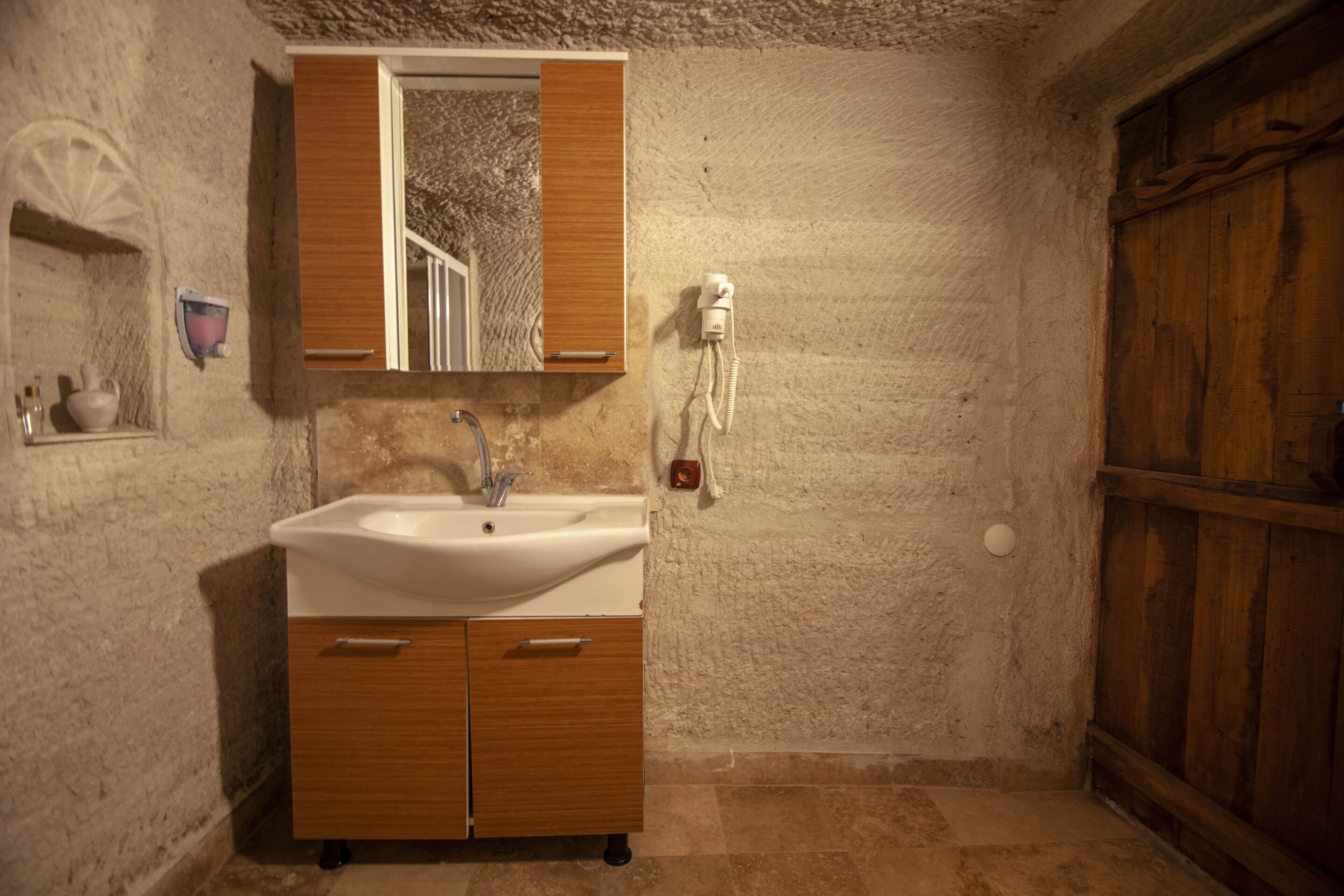 Photo - Seven Rock Cave Hotel