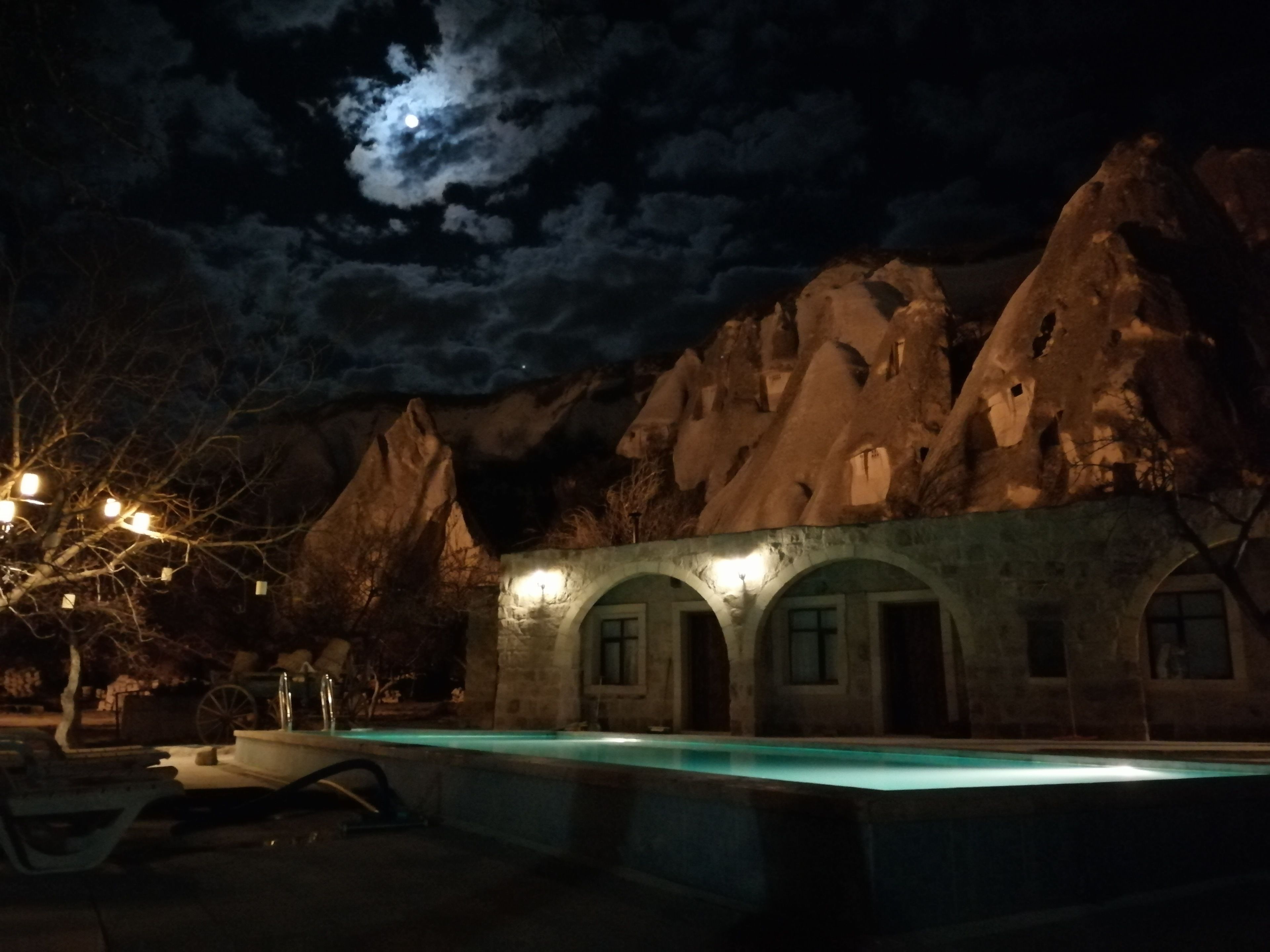 Photo - Seven Rock Cave Hotel