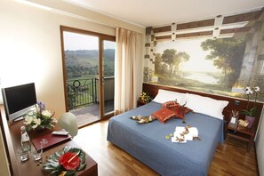 Coffres-forts dans les chambres, bureau, chambres insonorisées