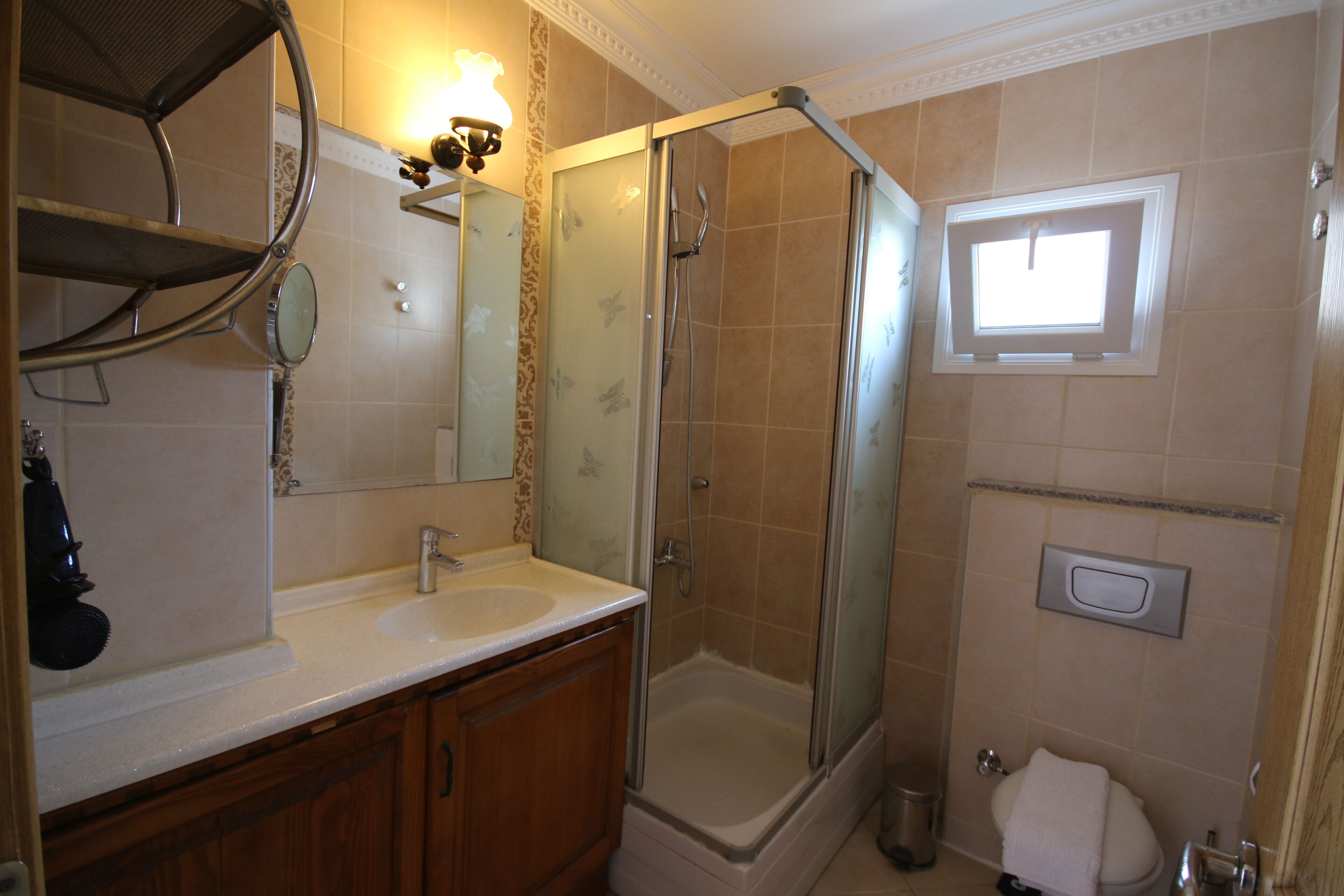 basic tent, non smoking, sea view | bathroom | bathtub, hair dryer, towels