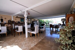 Interior - Cundavilla Hotel & Suites (Ayvalik)