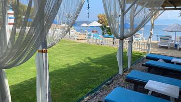 Private beach, free beach cabanas, sun loungers, beach umbrellas